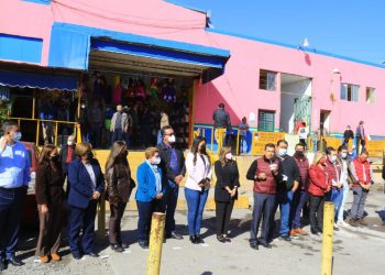 Xico y Pilar lo «tintaron» de azul; hoy Lalo Gattás le echa ganas al mercado Argüelless