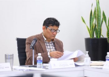 Morena exige a Gobierno del Estado becas para estudiantes