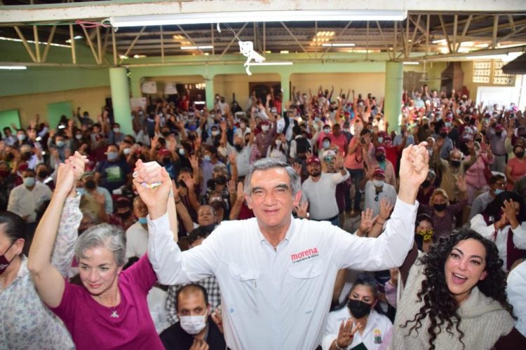 Américo invita a «decidir entre un régimen corrupto o el cambio verdadero»