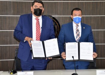 Firman convenio de colaboración IETAM y UAT