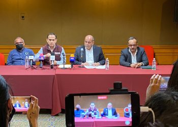 Américo sigue firme, TRIFE no toca su precandidatura: MORENA