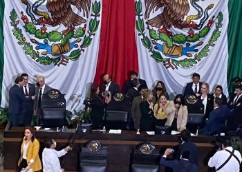 Diputados de Morena se “amotinan”. PAN aprobó segundo blindaje al desafuero del Gobernador