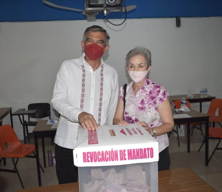 Si gana, Américo se someterá a revocación de mandato
