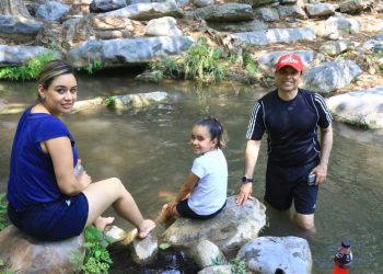 Lalo Gattás y familia se quedaron en Victoria a disfrutar de playa «Los Troncones»
