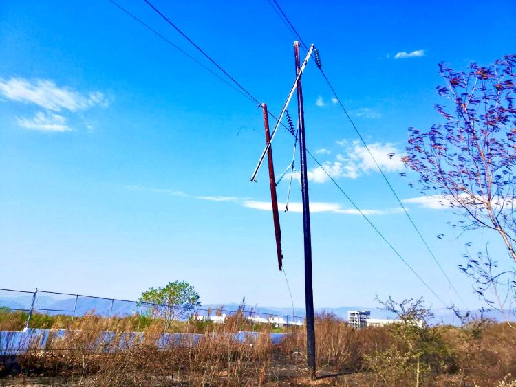Se quemó poste de luz: Deja sin rebombeo agua de Victoria