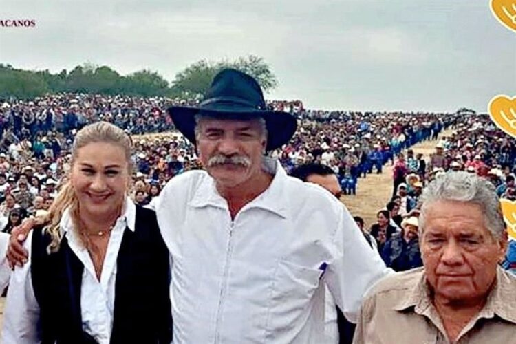 El objetivo: Suspender ayuntamientos