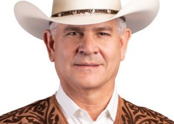 ¿A quién se suma Arturo Díez?