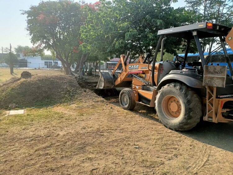 Lalo Gattás le cumple al sector rural de Victoria