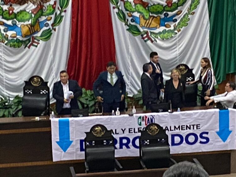 Huestes de Morena abortan “madruguete” del PAN en el Congreso