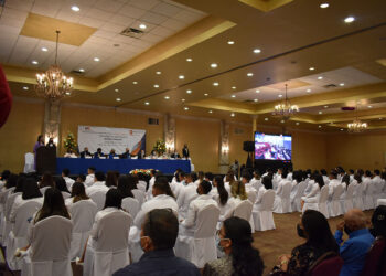 Entrega la UAT en Matamoros otra generación de médicos cirujanos