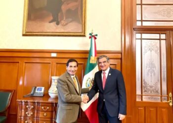 AVA entrega al secretario de Hacienda paquetes de inversión para Tamaulipas