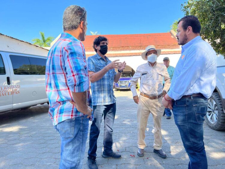 Fortalece la UAT su vinculación con productores citrícolas del estado