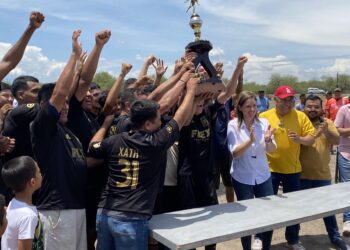 Equipo de Guémez hace historia: Campeón invicto de Liga de Futbol Zona Centro