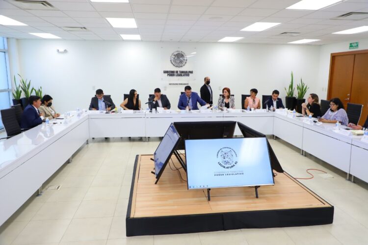 Piden que FGR investigue a Secretario General Peña Flores y al auditor y Jorge Espino