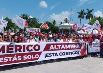 Américo no está solo: Recaban miles de firmas en su apoyo