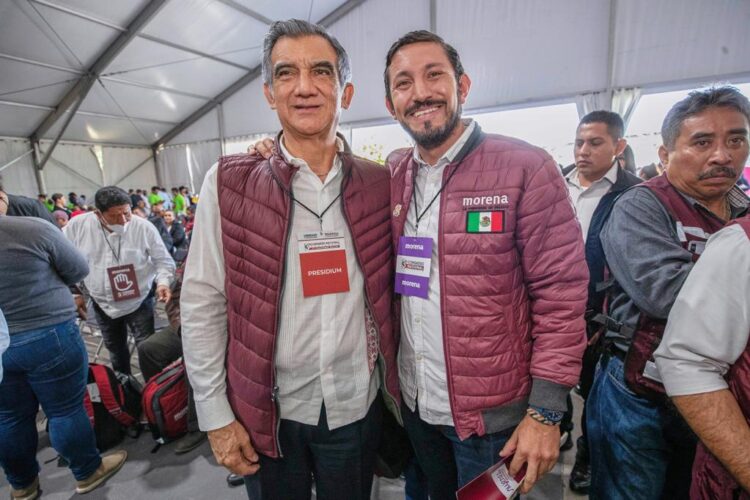 AVA lidera tamaulipecos en asamblea nacional de Morena