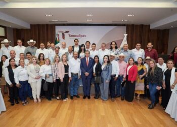 AVA sostiene primera reunión con alcaldes