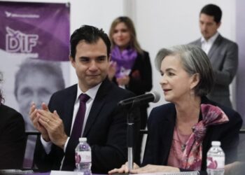 Exhorta María de Villarreal a DIF municipales a ser mensajeros de paz y felicidad