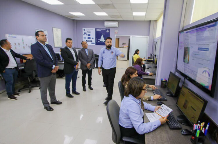 Gattás conoce exitoso modelo de policía de proximidad en Escobedo, N. L.
