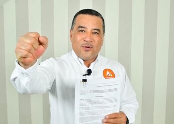 Abelardo brincó primer cedazo: Va rumbo a la sección 30 del SNTE