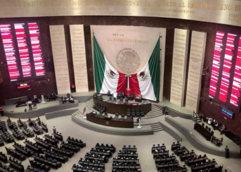 Para que «mediten» prianistas, reforma política hasta la próxima semana