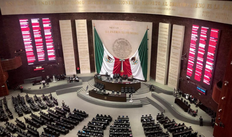 Para que «mediten» prianistas, reforma política hasta la próxima semana
