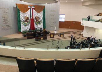 Tema de la “superfiscalía”: Se hacen la “pinta” bancadas de PAN y PRI