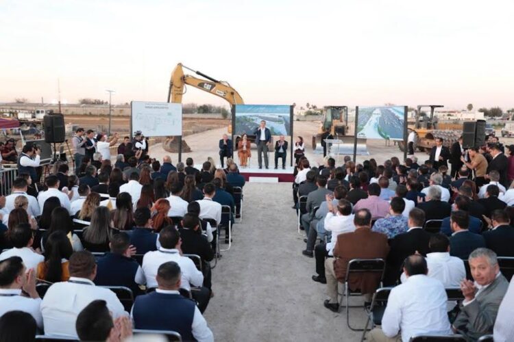 AVA Coloca primera piedra de Recinto Fiscal Estratégico en Nuevo Laredo