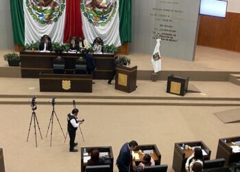 Diputadas panistas se declaran independientes; se van con Morena