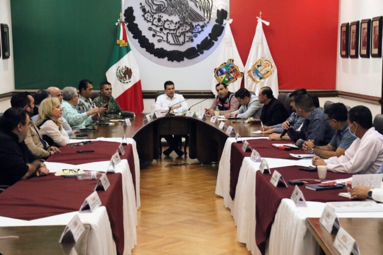 Gattás “estrena” colaboradores ¿quiénes son?
