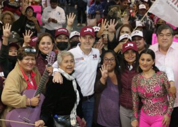 Nuevo Laredo entrega su corazón a JR