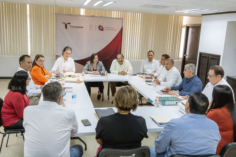 Arnulfo-SNTE y Aimé se vuelven a reunir, ahora para trabajar