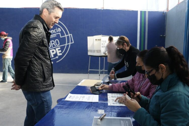 En  Reynosa votó JR Gómez Leal