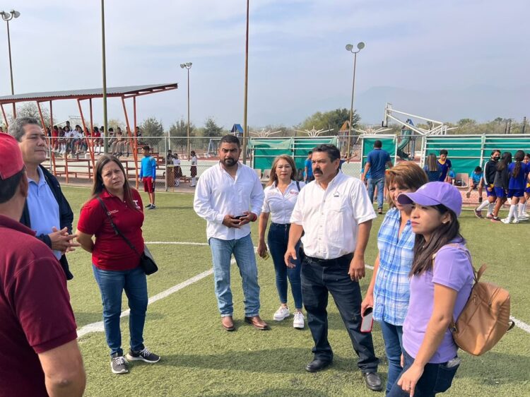 Entrega Municipio material deportivo en ejidos de Victoria