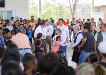 María de Villarreal visita el albergue “Senda de Vida”, en Reynosa