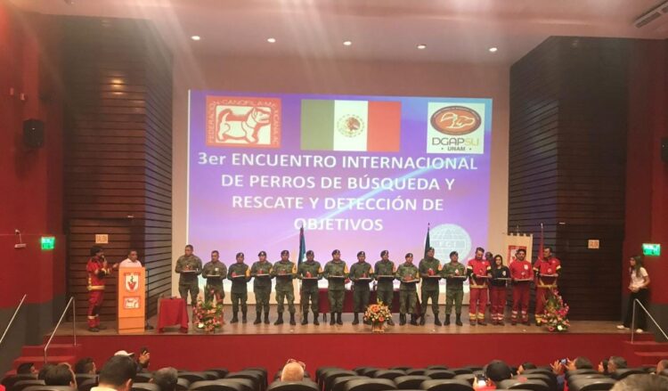 Tamaulipas participa en encuentro de perros de búsqueda