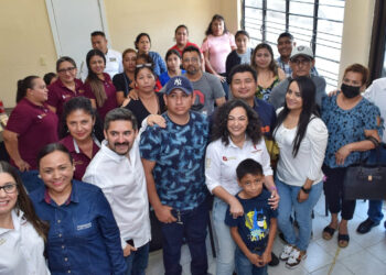Tamaulipecos se van a trabajar a la refinería Olmeca