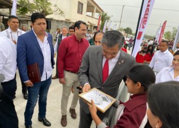 AVA en la “Vamos Tamaulipas”, donde el prianismo elevó a lo bestia el culto a la personalidad