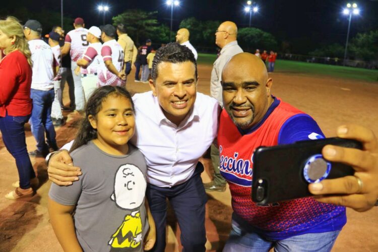 Agradece alcalde apoyo del gobernador al deporte de Victoria