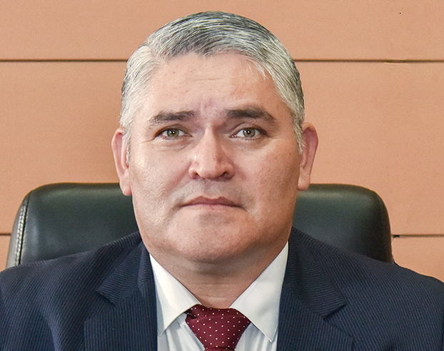 Los “pendientes” de Cabeza de Vaca