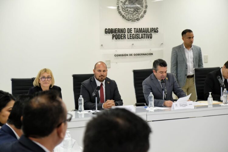 «Gobierno de Américo no da línea, impone, corrompe, amenaza ni persigue»: Héctor Villegas