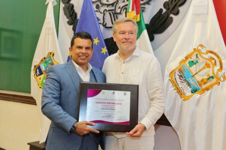 Nombra alcalde Huésped Distinguido de Victoria a embajador de Unión Europea