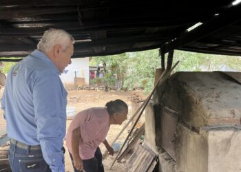 Mónica: Medio siglo haciendo pan original de la “tierra de filósofos”
