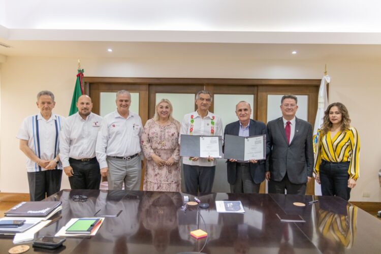 Atención médica gratuita y más especialistas anuncia AVA, tras firmar convenio IMSS-Bienestar