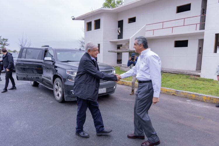 AMLO inicia gira por Tamaulipas; lo acompaña el Gobernador AVA