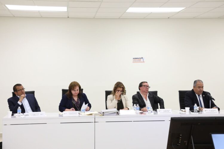 Otra más: Nueva fecha para que Auditor entregue informes a diputados