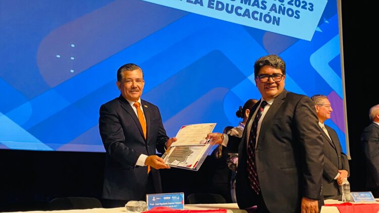 Nombran a Rigo Guevara representante del SNTE en Chihuahua