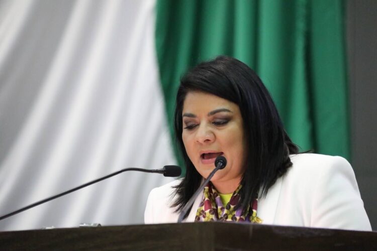 Promueve  Úrsula Salazar garantizar acceso a la justicia a personas adultas mayores