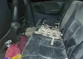 Guardia Estatal asegura vehículo con armamento y droga en El Mante