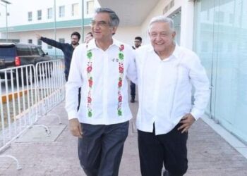 El fiscal quiere andar empistolado